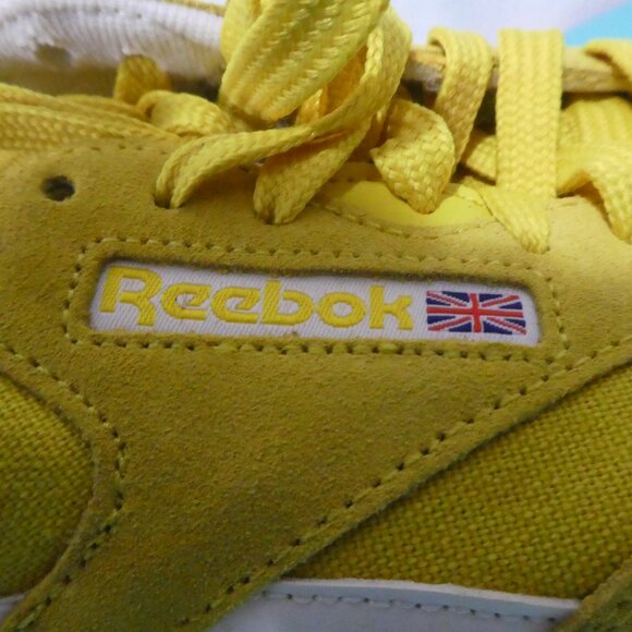 REEBOK - Classic | size 9.5 | Golden Haze - Chalk Lace-Up Sneaker - Picture 2 of 15